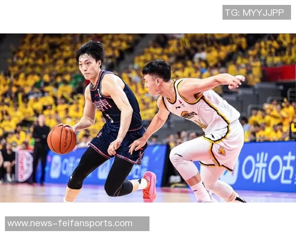 又是特事特办?广东男篮1年顶薪签周琦合同存疑点 又是特事特办?广东男篮1年顶薪签周琦合同存疑点