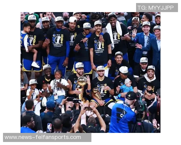 队记：克里斯蒂已成独行侠新宠他完全可以替代巅峰已过的克莱